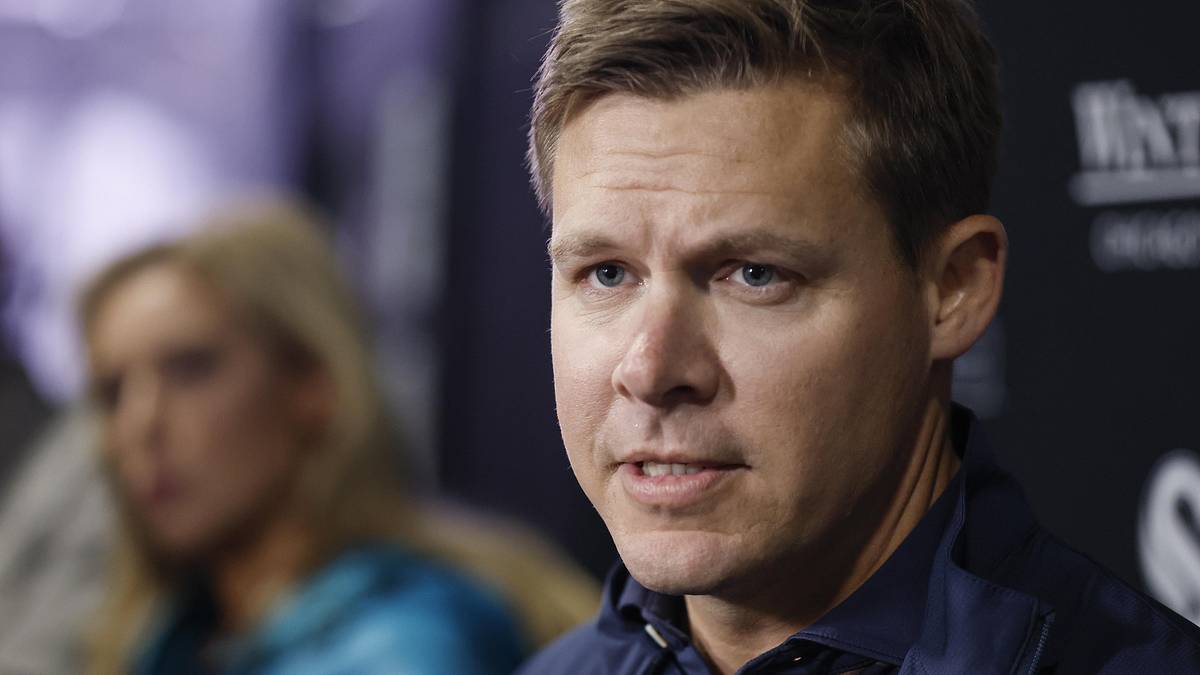 White Sox bold trade deadline prediction from Bleacher Report has fans at  the edge of their seat