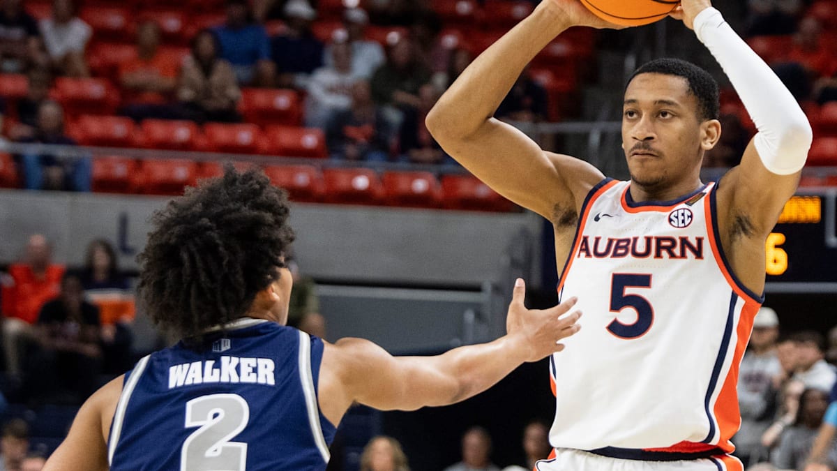 Auburn Tigers lose freshman guard to the transfer portal