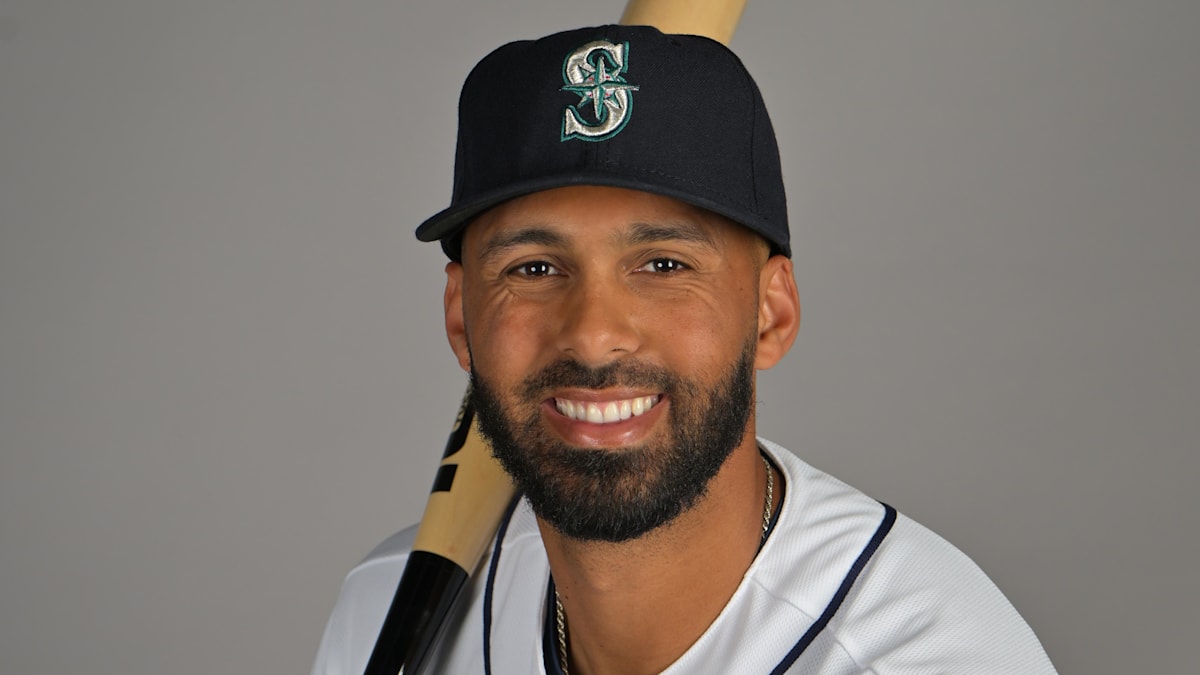 Faded top prospect just took Mariners comeback story to new level with  remarkable HR