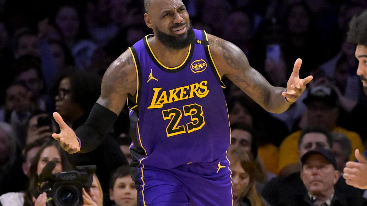 Lakers Notes: LeBron James Could Retire, Unfortunate Trade Update, Bradley  Beal Signs