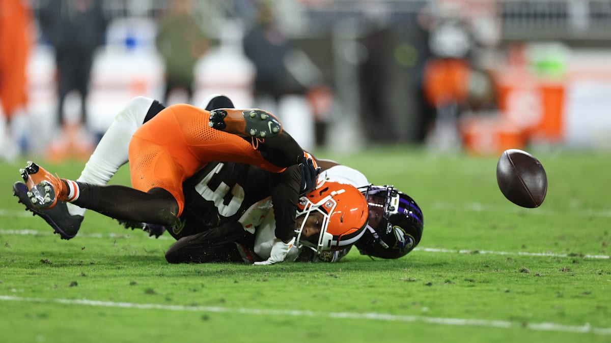 Jerry Jeudy looks uncomfortable facing questions on Shedeur Sanders