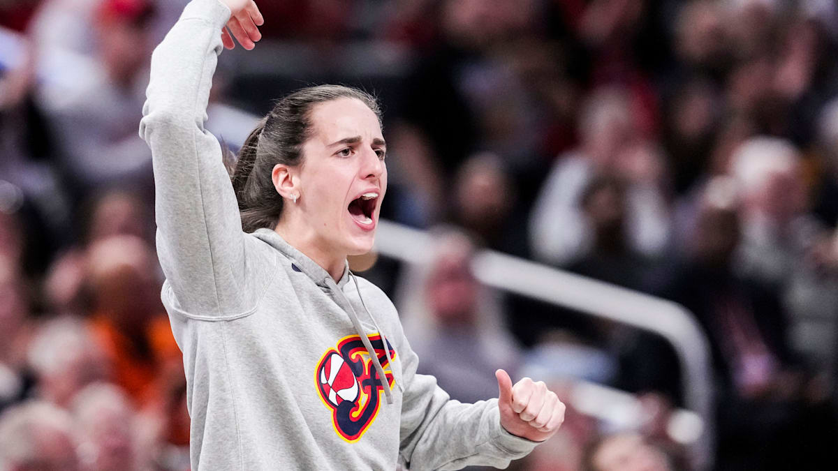 Caitlin Clark Gets Coach Credit for Sideline Leadership in Fever Preseason  Win