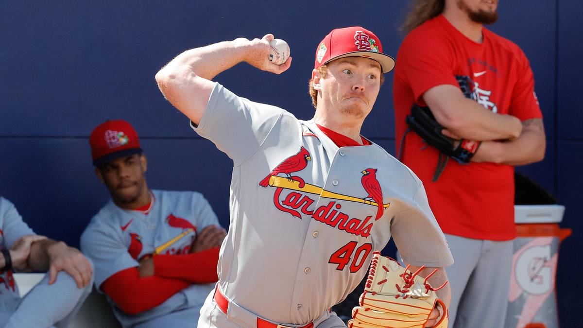 Cardinals Have a Tough Call to Make on Hunter Dobbins