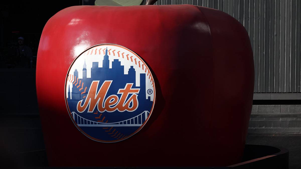 Released Red Sox 36-Year-Old Journeyman Signs With Mets In Free Agency