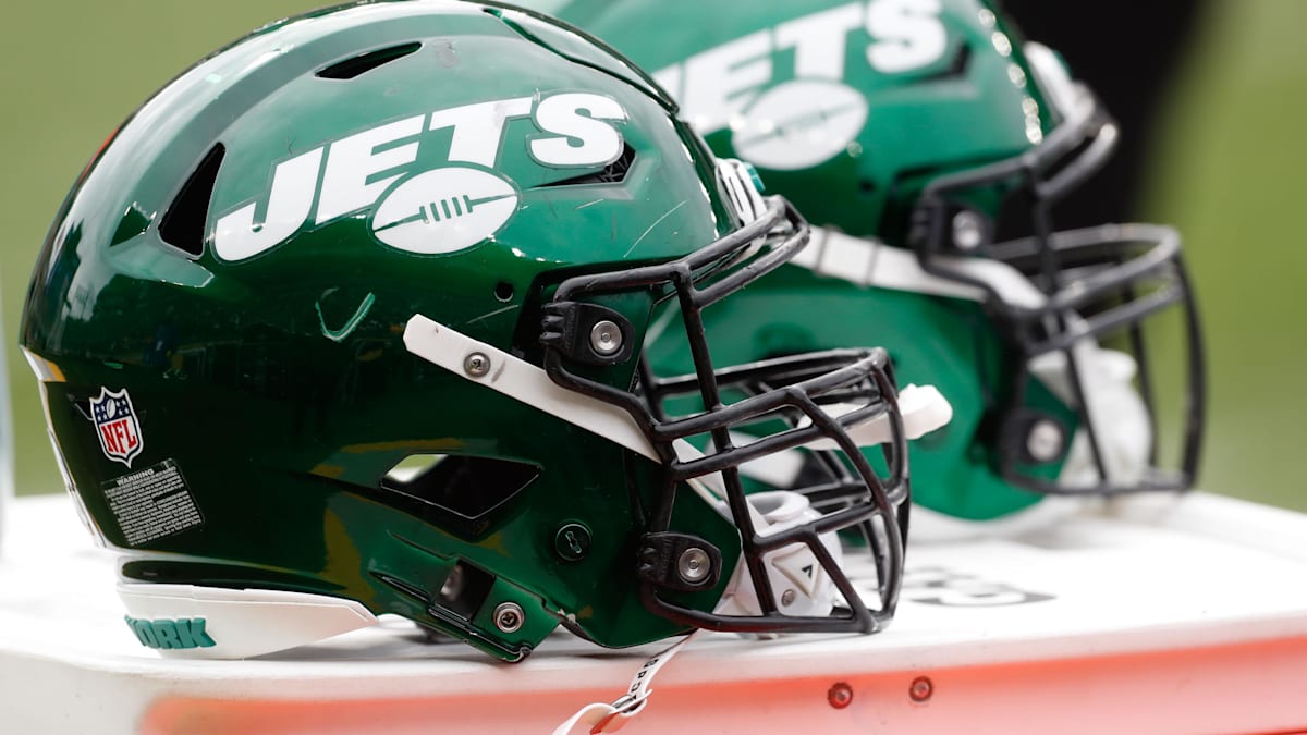 Jets Have Bona Fide Superstar In New York