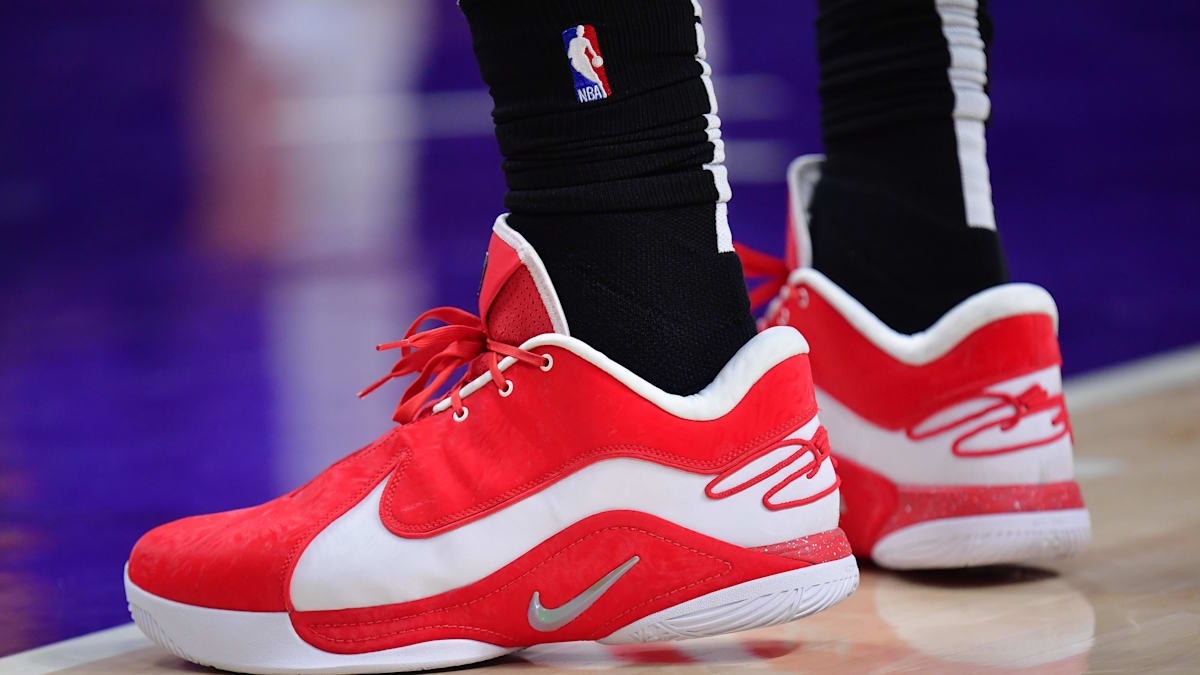 nike lebron ohio state shoes