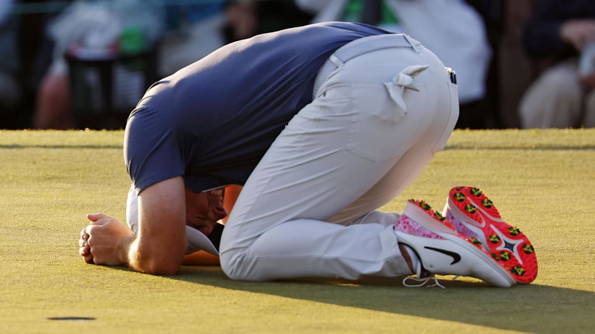 rory mcilroy hoodie nike