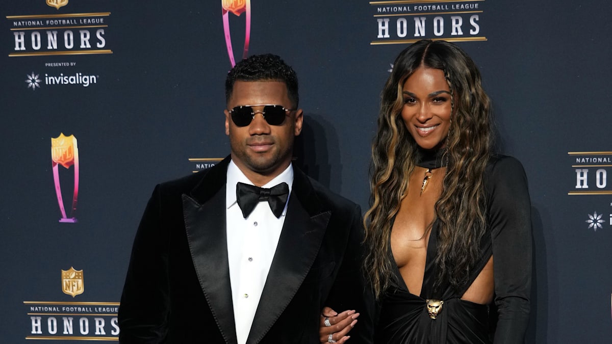 Aaron Rodgers, 41, made the sensational announcement that he is starting to  learn from Mike Tomlin to become a professional coach after retiring - \, image size:1200x675