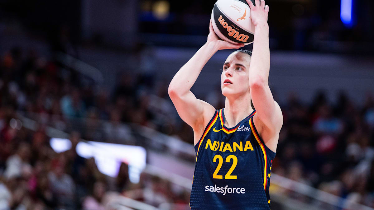 Caitlin Clark Snaps Shooting Drought With Deep Three-Pointer Over A'ja  Wilson