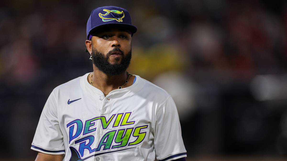 Is Junior Caminero's on-field Play Reflected in The Hobby?