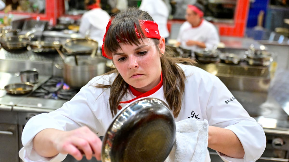 Hell's Kitchen Season 23 episode 3 exclusive clip: Need a stronger grip?