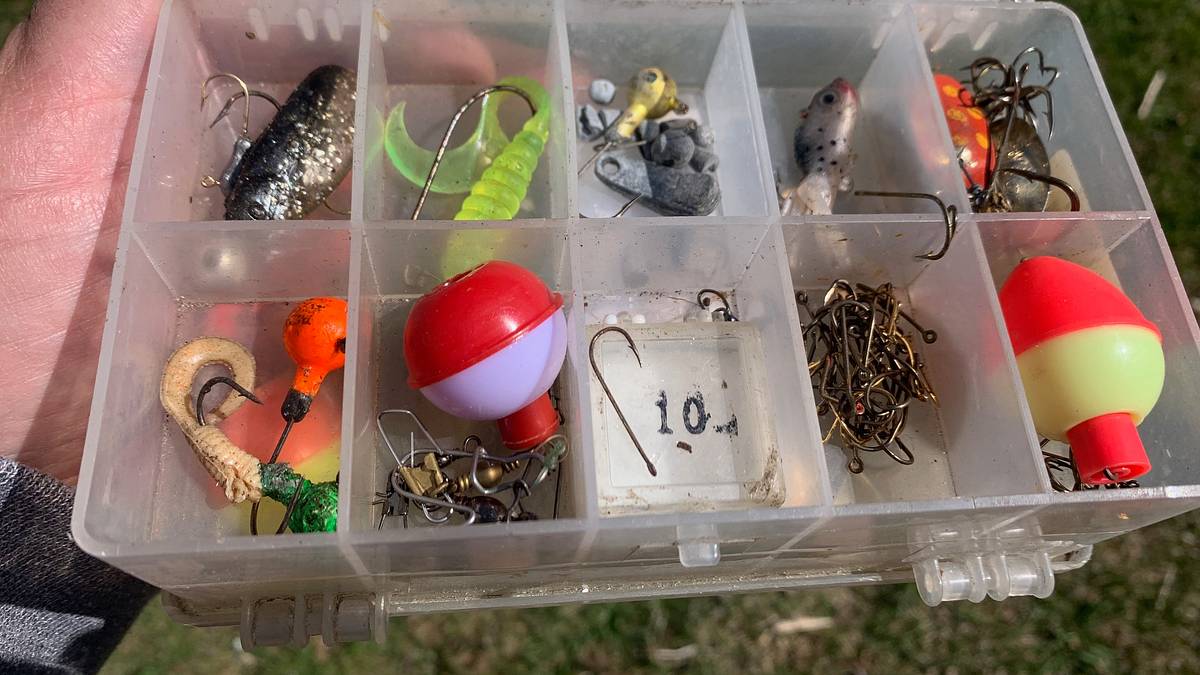Survival Fishing Gear 30 Sets Mini Fishing Kits Bulk - Compact Emergency  Survival Tackle Box With Hooks, Lines, Baits & More For Beginners & Outdoor  Adventures