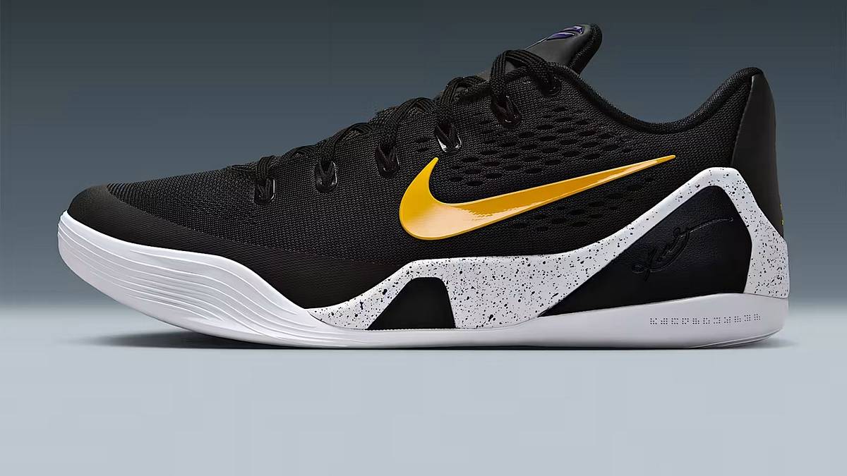 The Nike Kobe 9 Elite Low Protro 