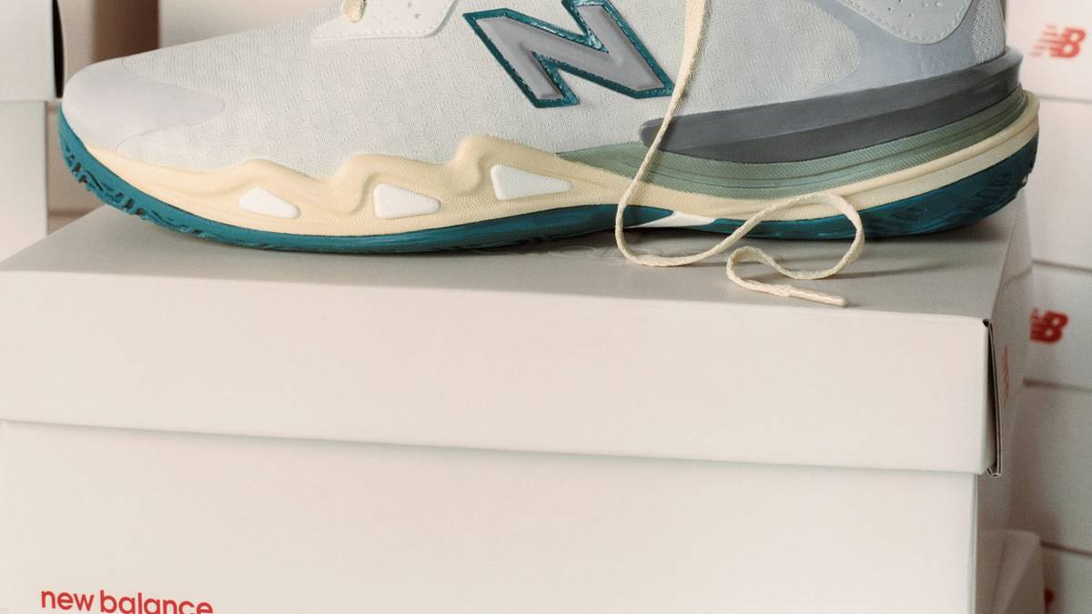 トランプ NB Cooper Flagg's First New Balance Basketball Shoe is Here