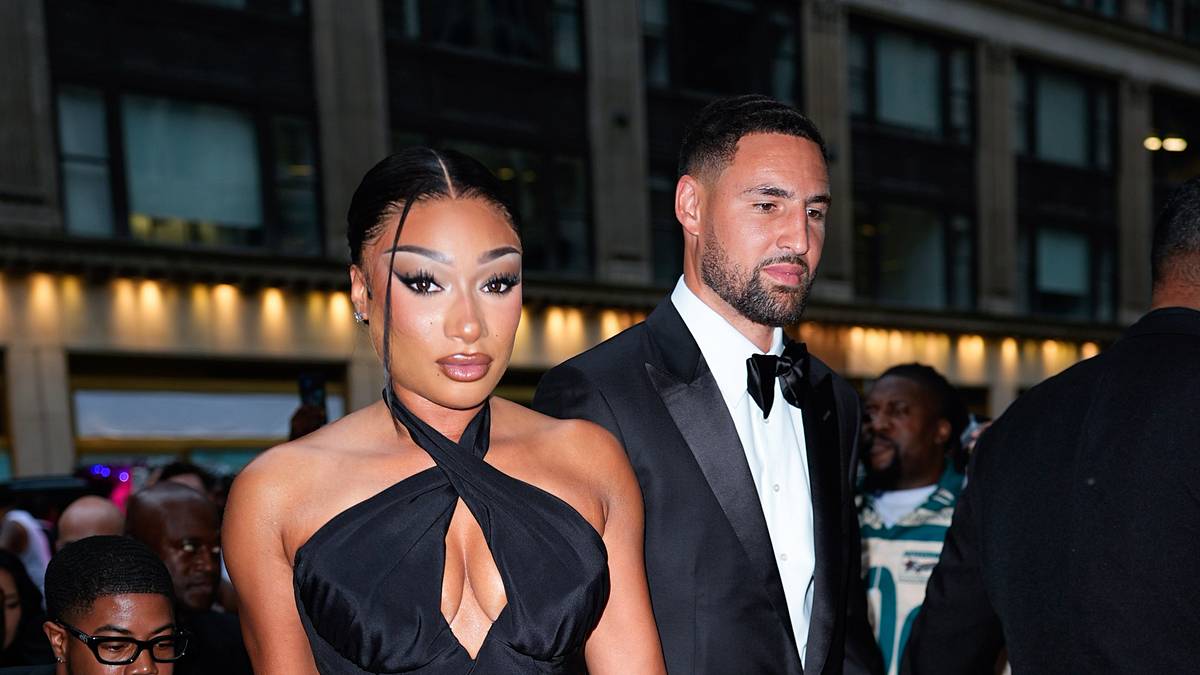 Megan Thee Stallion Is 'Manifesting' Engagement to Klay Thompson After  Seeing Olympic Proposal
