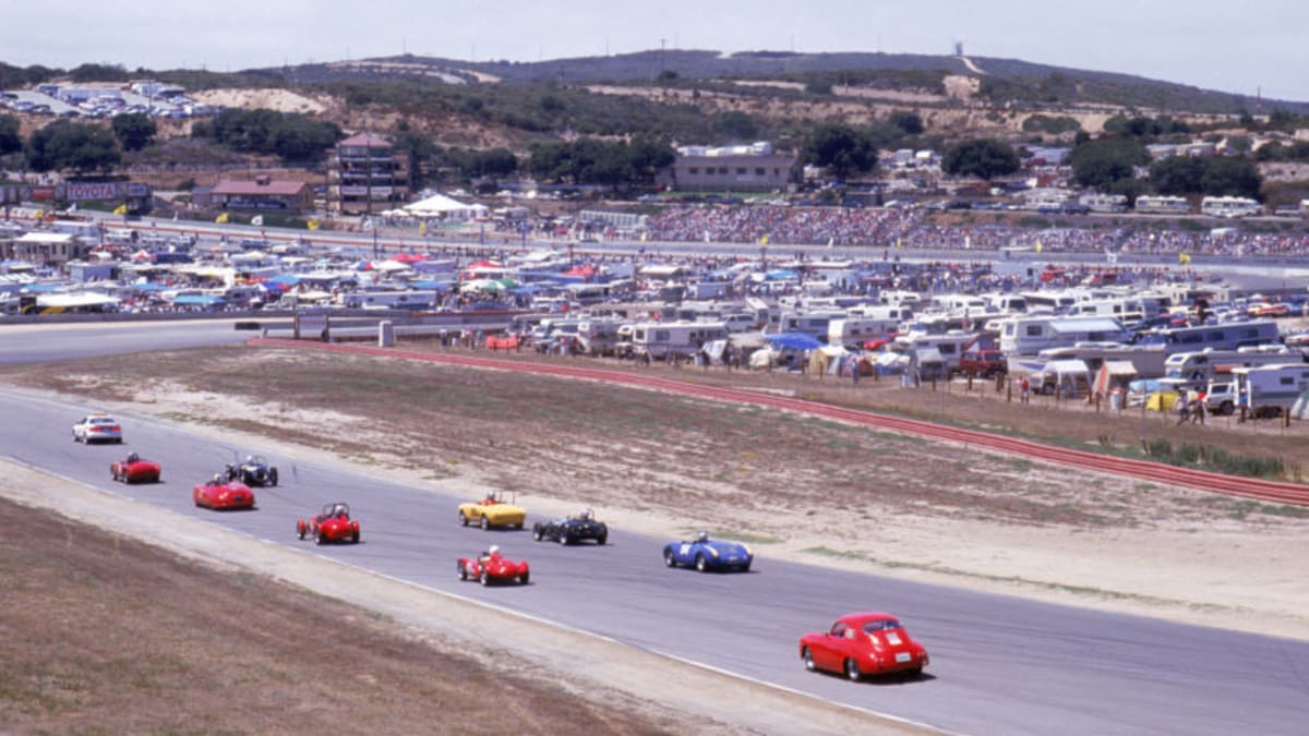 OUR エナメルレザーのローファーシューズ　アイボリー　24.5cm And Colossally That's History! - White T-Shirt 1989 Monterey