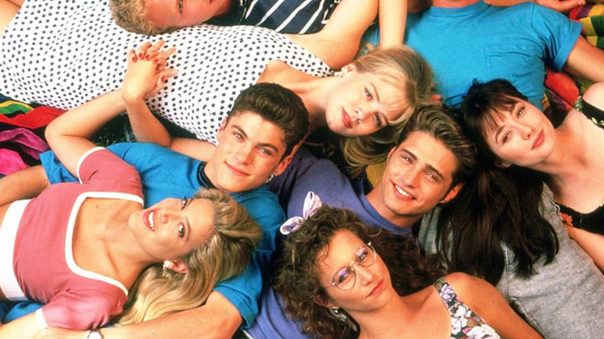 25 Rich Facts About Beverly Hills, 90210, image size:1200x675