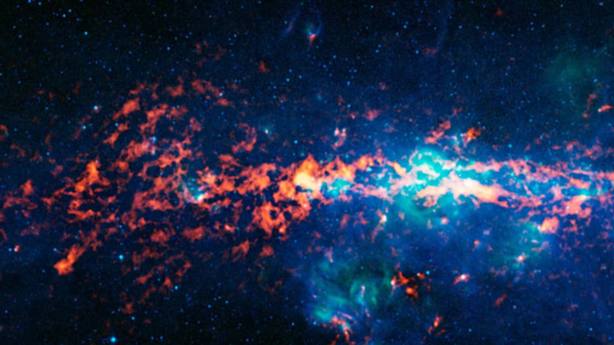 There are Giant Clouds of Alcohol Floating in Space