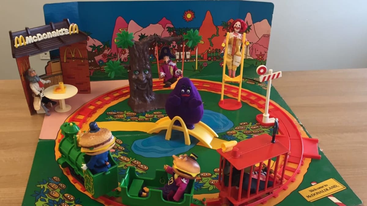 McDonaldland キャラクター フィギュアセット The Weird History of McDonaldland Toys