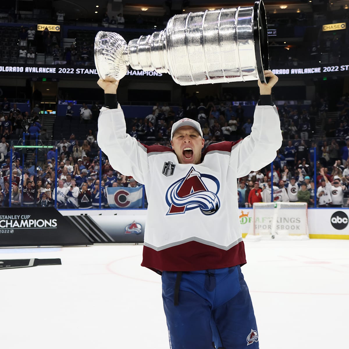 Jack johnson blue jackets jersey deals