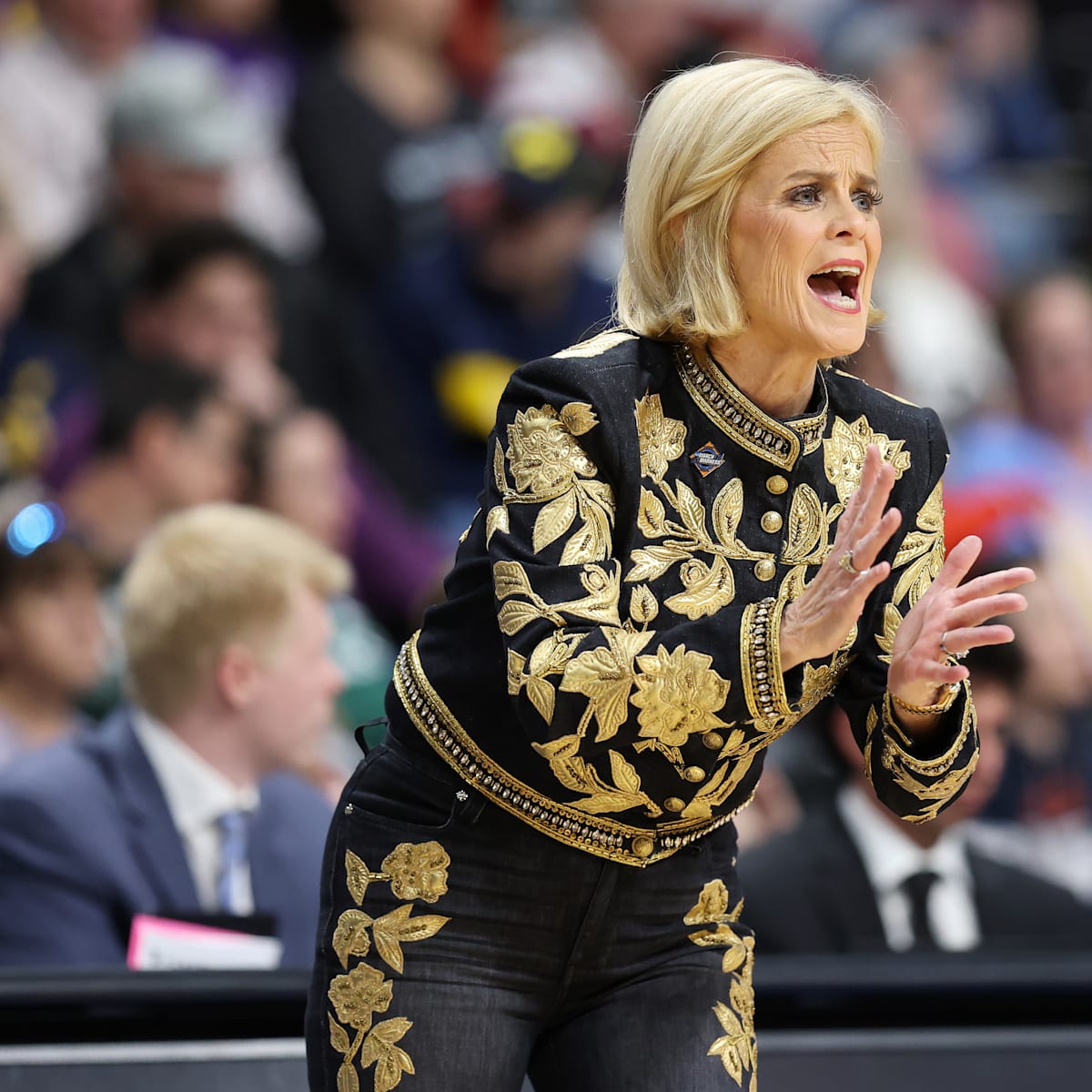 Inside Kim Mulkey's pitch to land South Carolina star MiLaysia Fulwiley at LSU