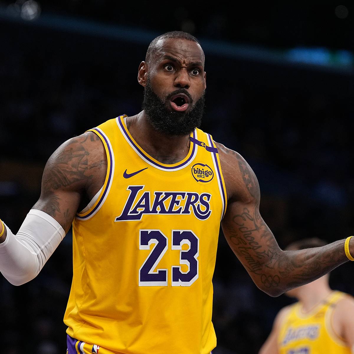 Image for Brian Windhorst stokes the Lakers’ growing fears about LeBron James
