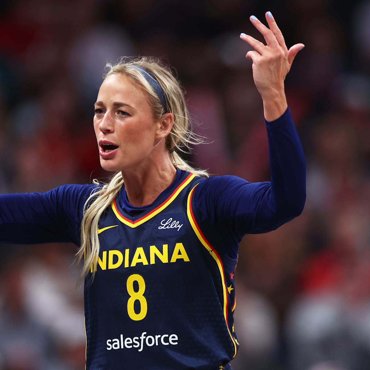 Is Sophie Cunningham playing tonight? Latest injury report for Fever vs. Dream