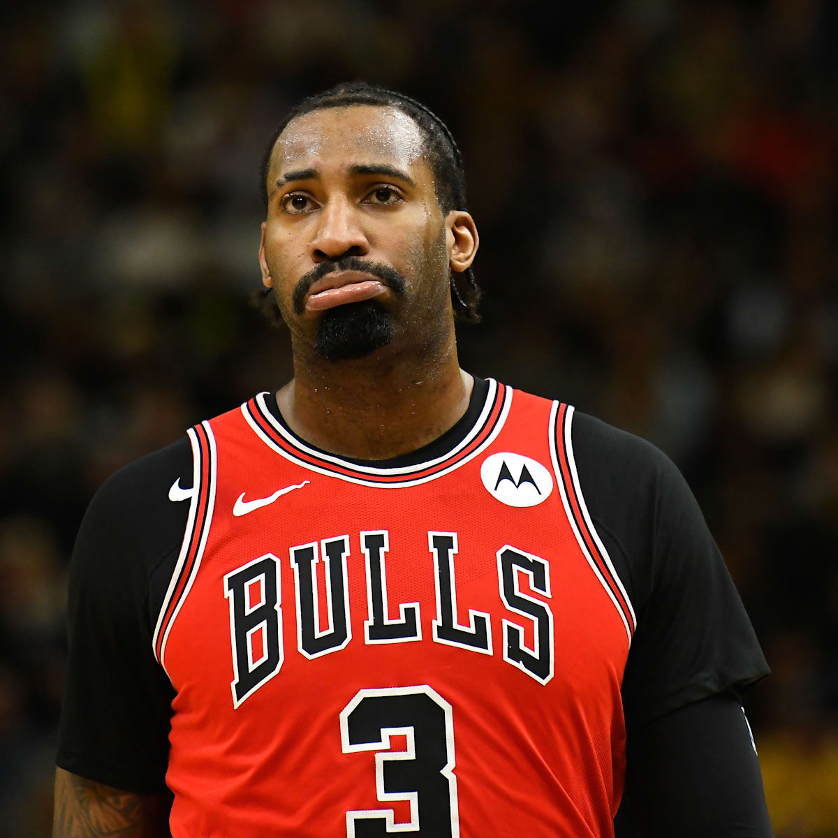Former Bulls center is falling apart with no sign of recovery