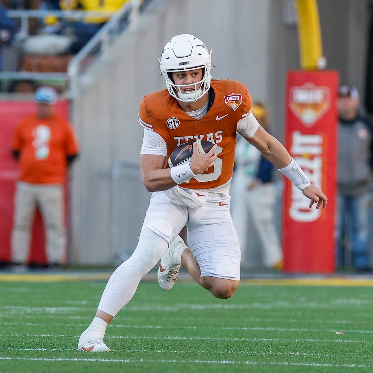 Matt Patricia's plan for Texas blissfully ignores one of Arch Manning's strongest skills