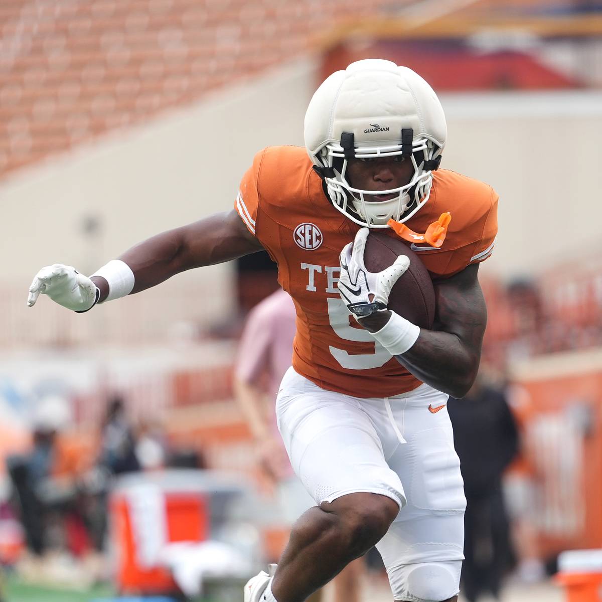 Texas vs. UTSA injury report: Latest on Derrek Cooper and Nick Townsend's game status
