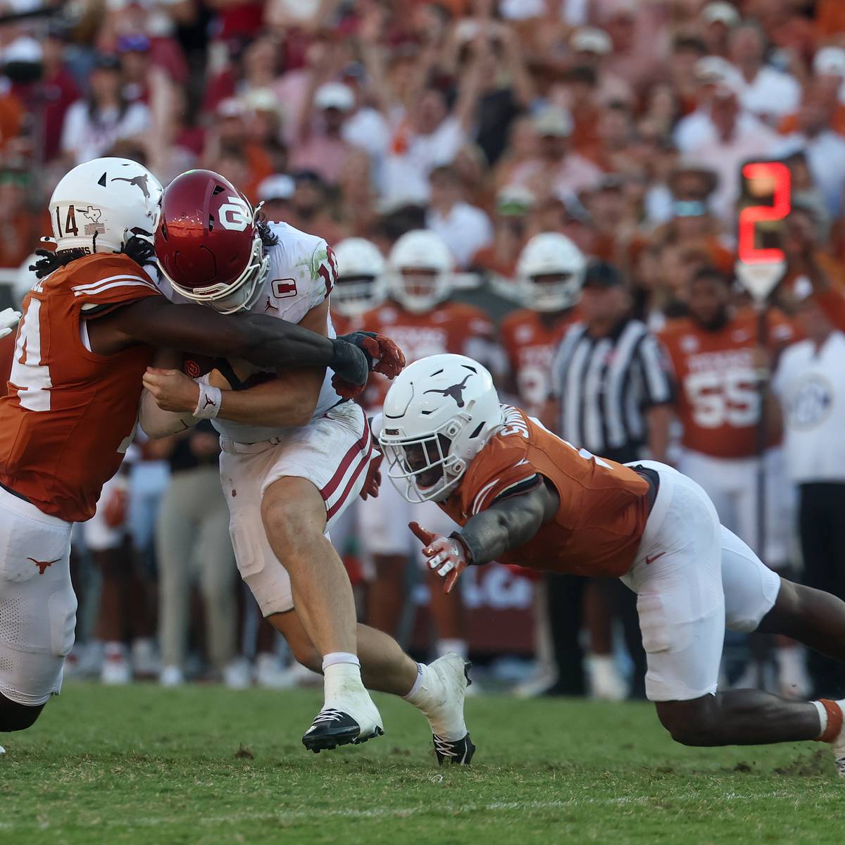 Early odds have Texas and Oklahoma in a total slugfest, with Horns coming out on top