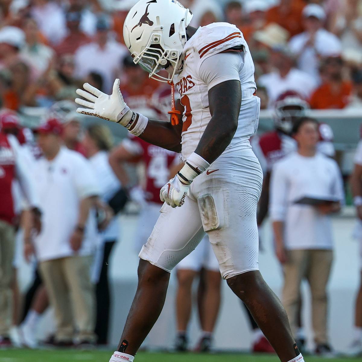Texas vs. Florida: How to watch, weather, injuries, odds, announcers, and more