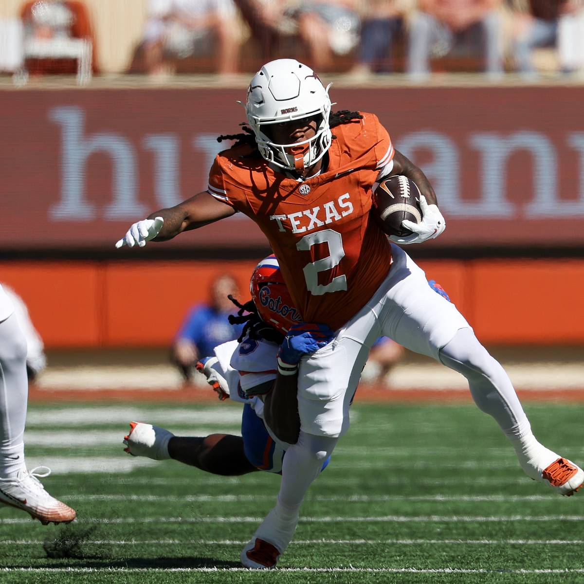 Hollywood Smothers could join Colin Simmons on Texas's injury list
