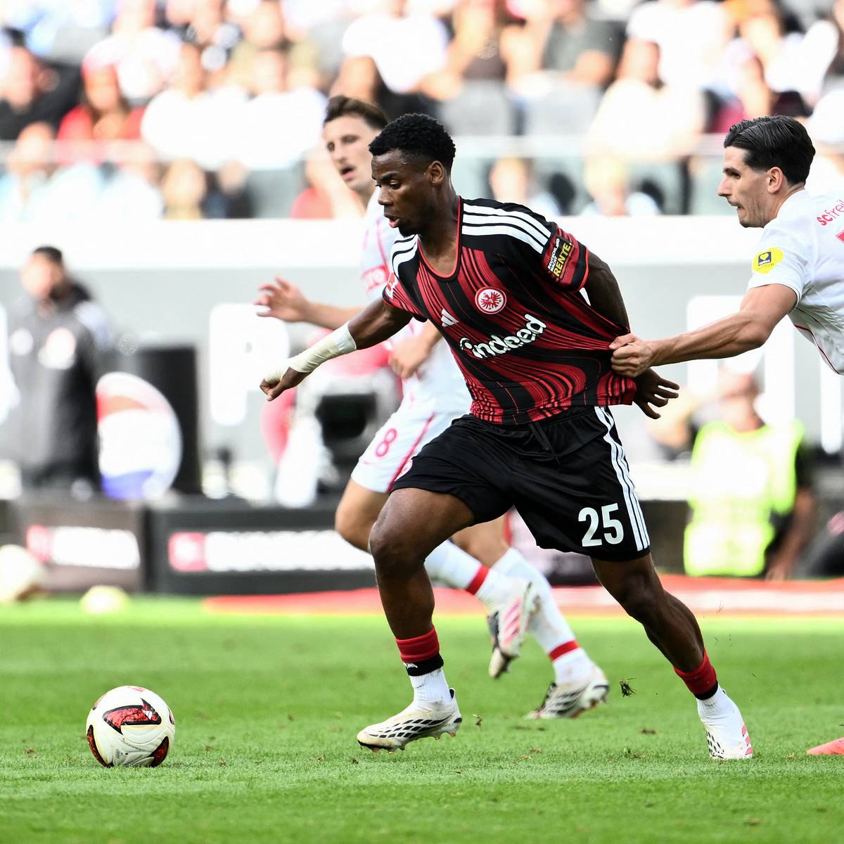 Chelsea Eyes Bright Future with Hot Bundesliga Star