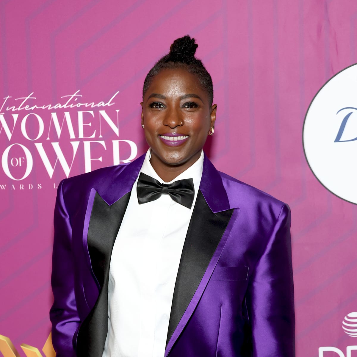 Rutina Wesley - Rutina Wesley added a new photo., image size:1200x1200