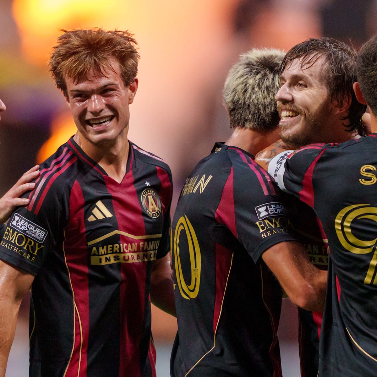 LIGA ESPNOLA 04-05、05-06 SEASON REVIEW Starting XI presented by Modelo: LA Galaxy at Vancouver