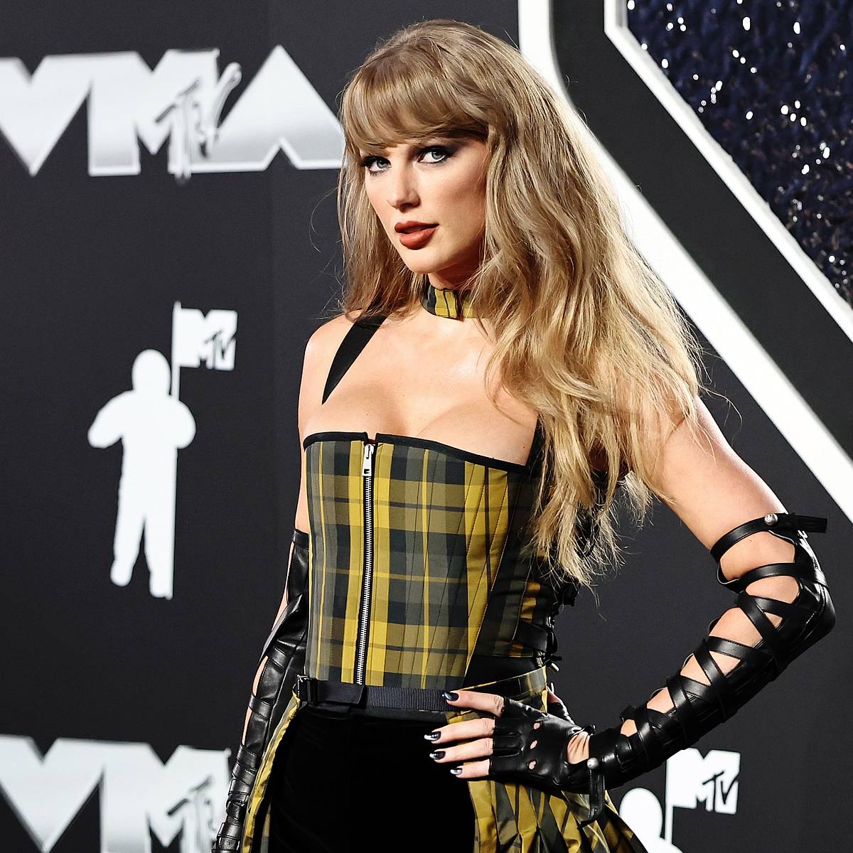 Taylor Swift just added some new toys for your Christmas list