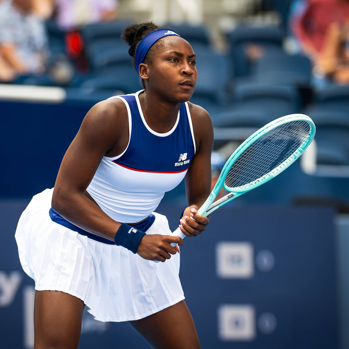 Coco Gauff coolly gets past Lucia Bronzetti at the Cincinnati Open