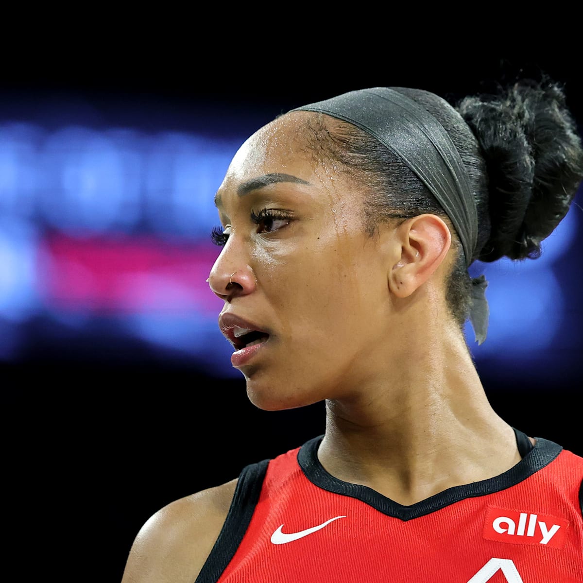 A'ja Wilson makes emotional plea to fans following heated foul call