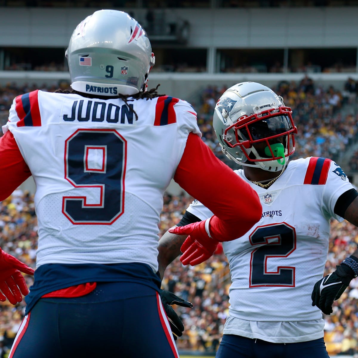 Ex-Patriots star floated as ideal fit for longtime divisional foe