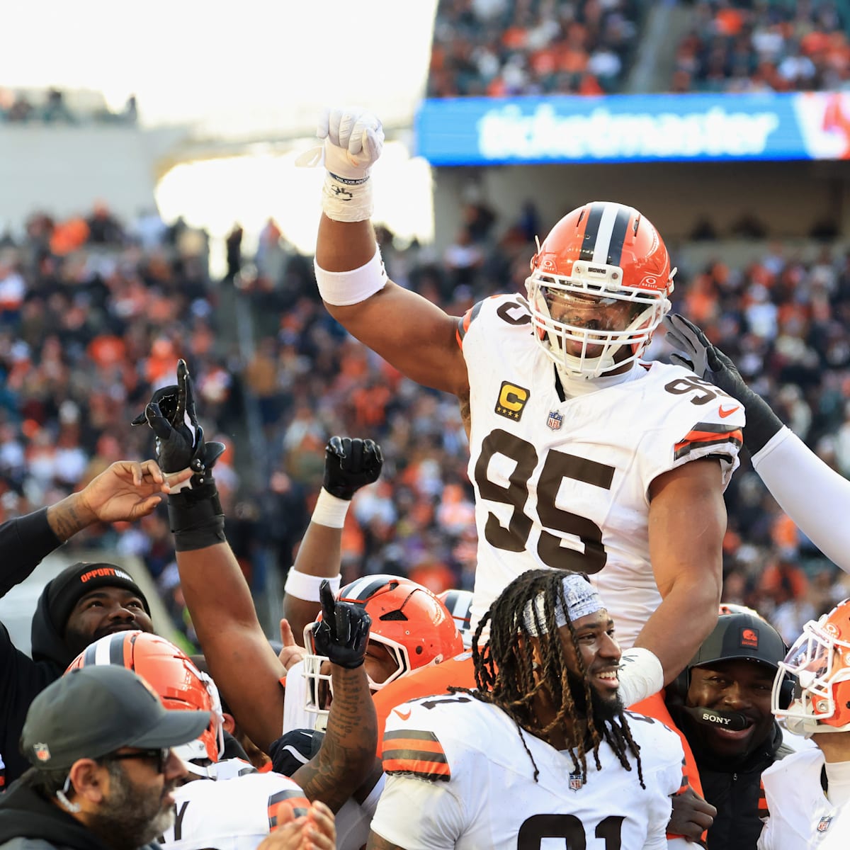 Ja'Marr Chase unloaded on Myles Garrett's historic moment after Browns win