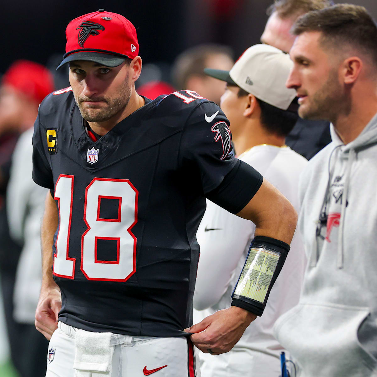 Steelers could go with dark-horse QB option not named Aaron Rogers or  Russell Wilson