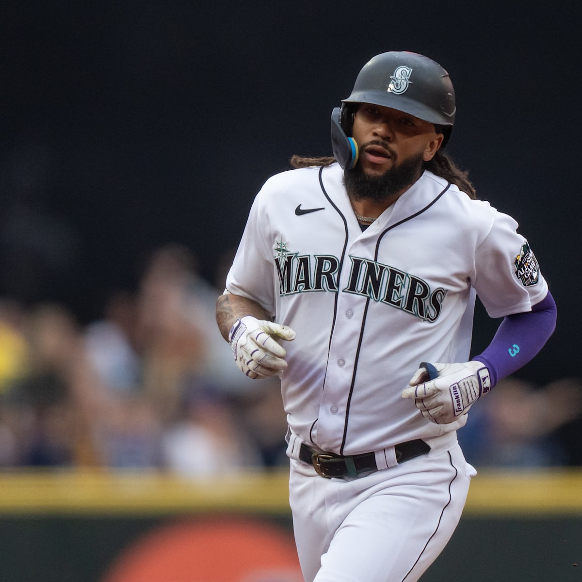 SEATTLE MARINERS シアトルマリナーズ Majestic製 オーセンティックコレクション スタジャン size L MLB  メンズファッション