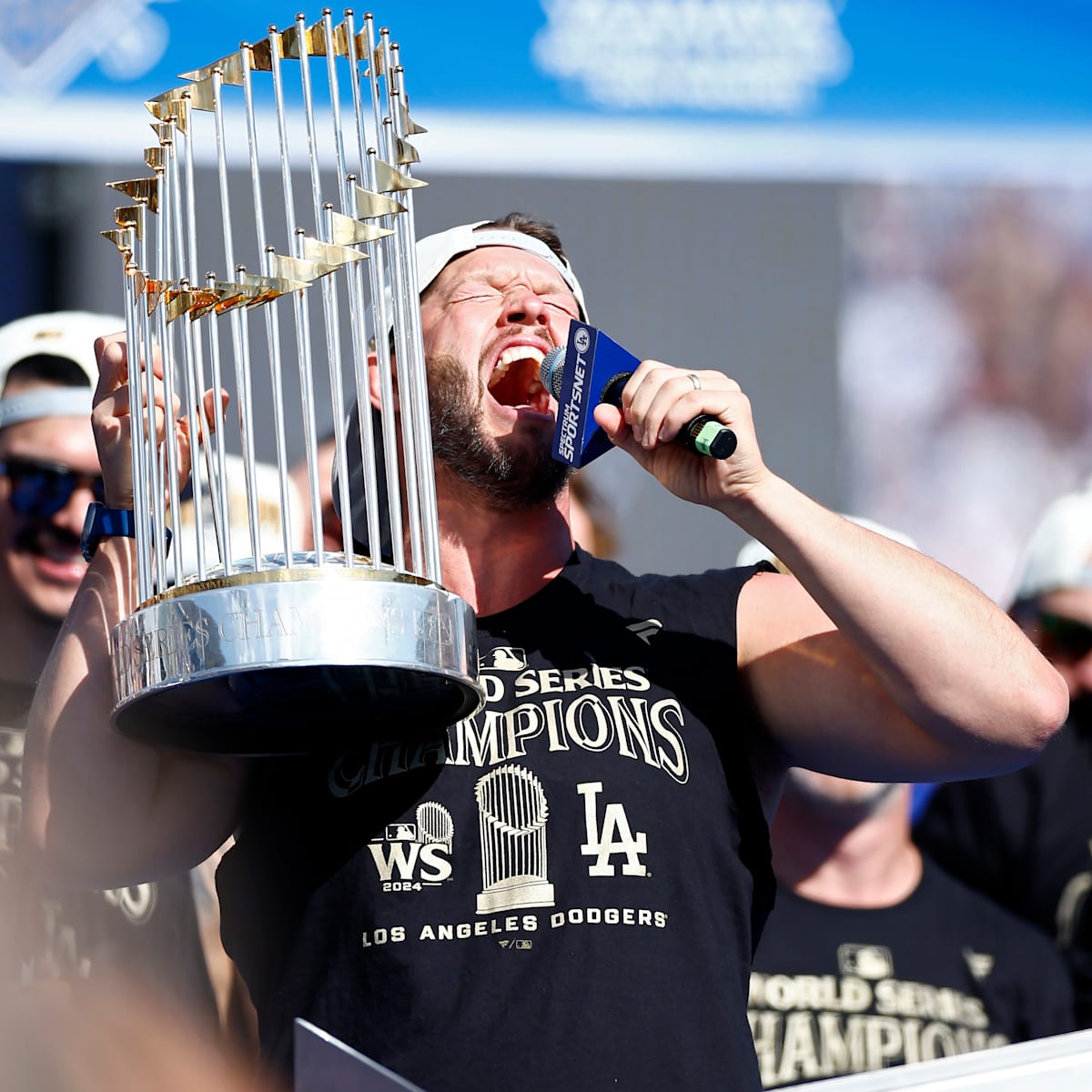 Double Clayton Kershaw surgeries should have Dodgers wary