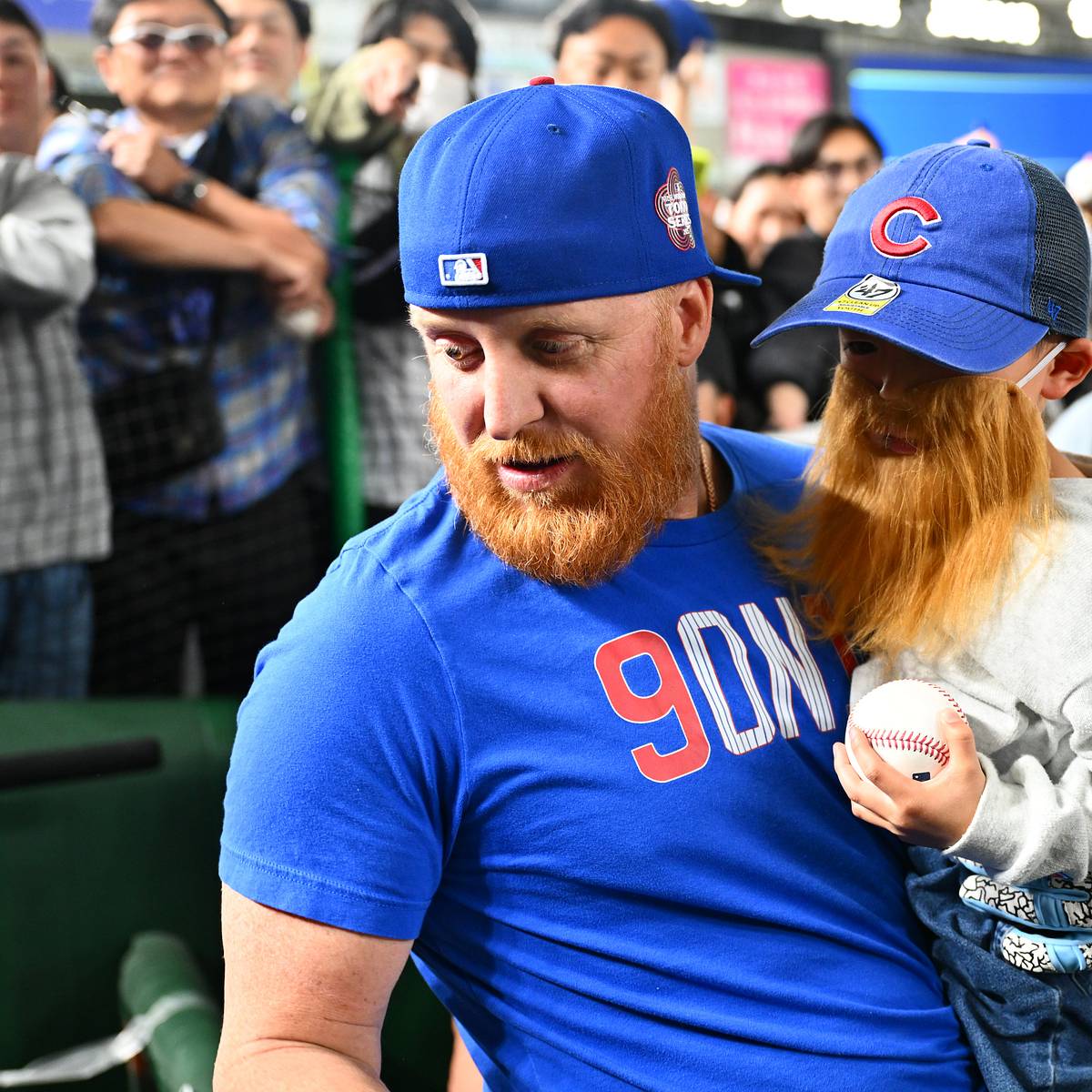 At age 40, Justin Turner is embracing the Chicago Cubs experience wholeheartedly