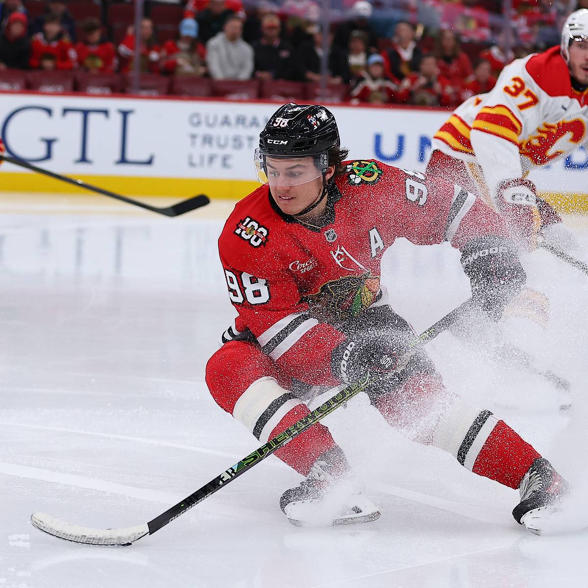 Connor Bedard vs Flames