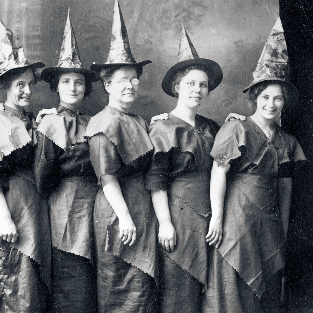 mentalfloss.com - Logan DeLoye - What Was Halloween Like 100 Years Ago?