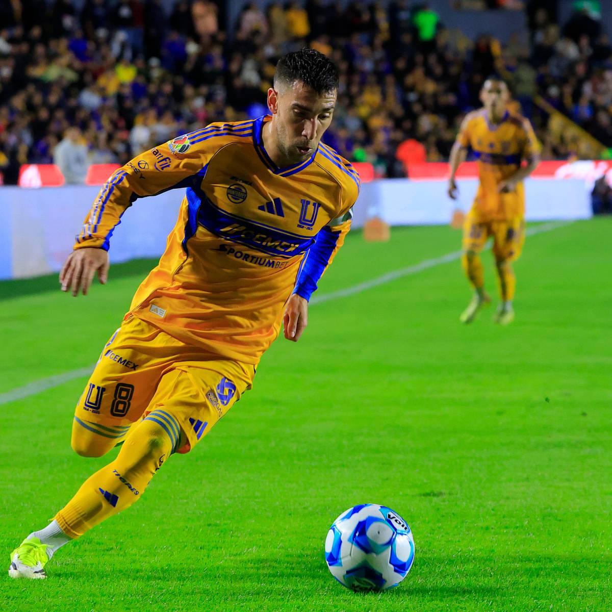 Tigres vs Pumas: Liga MX Rivalry in the Clausura Spotlight