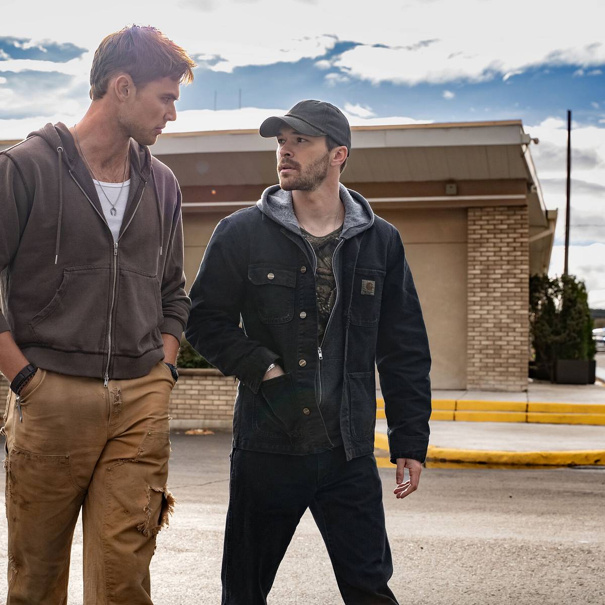 Staten and Quinn in Ransom Canyon Season 2