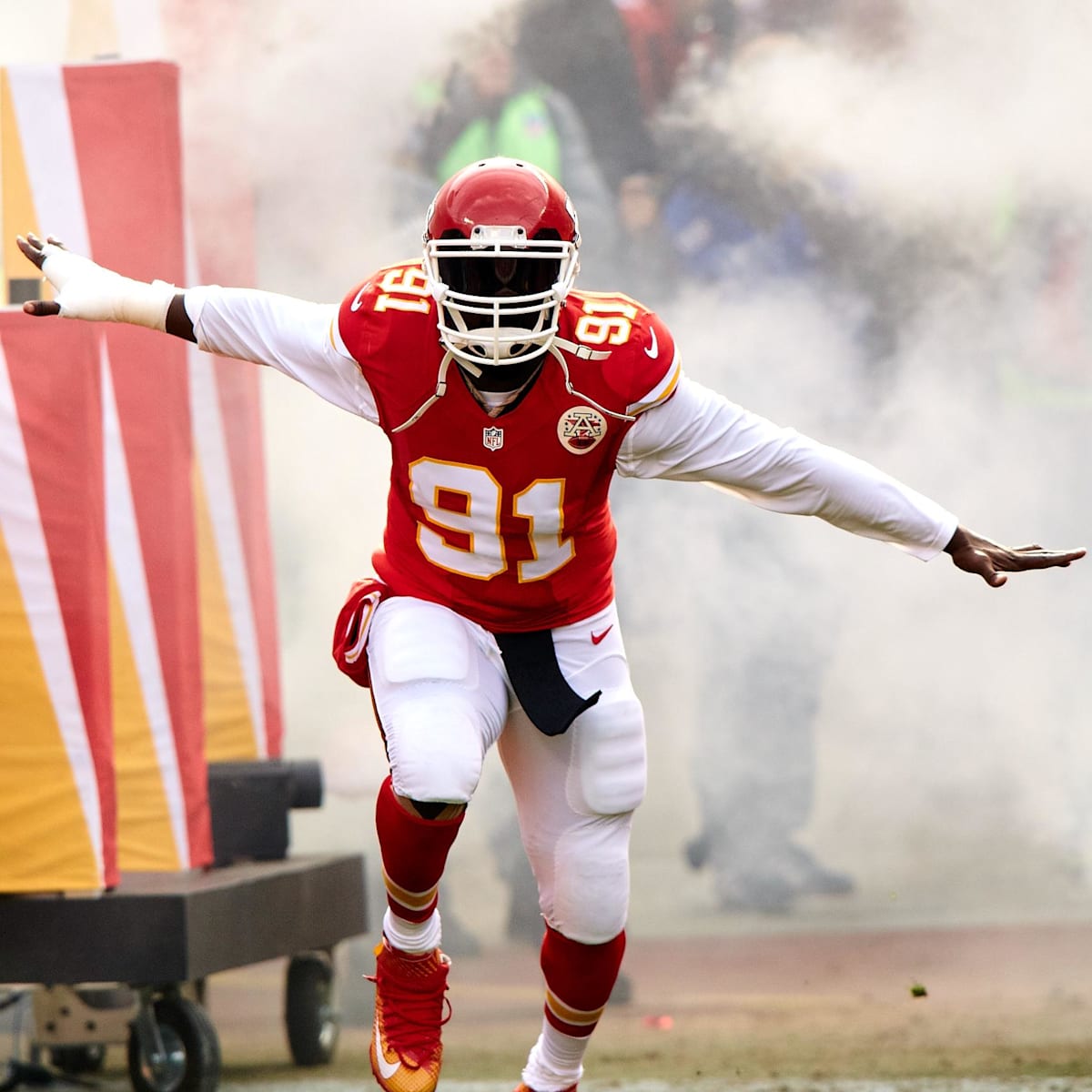 Tamba Hali admits it would have been nice to see Patrick Mahomes start  sooner, image size:1200x1200